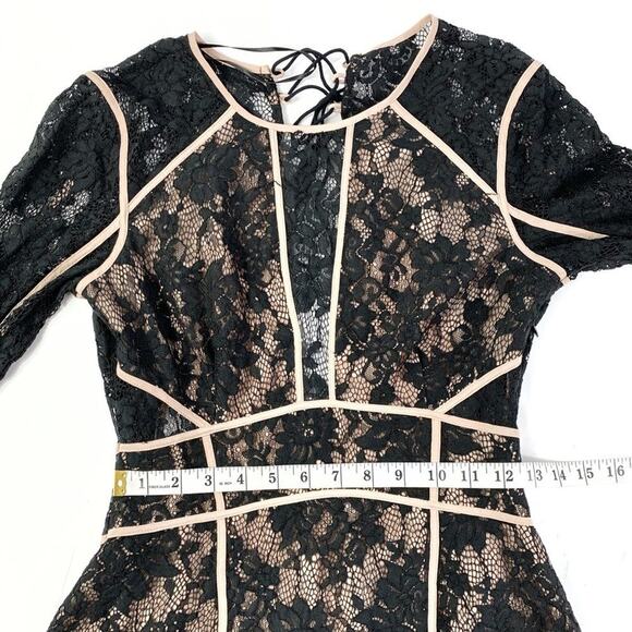 The Jetset Diaries Pizzo Lace Open Back Mini Dress Size Medium - Picture 5 of 9